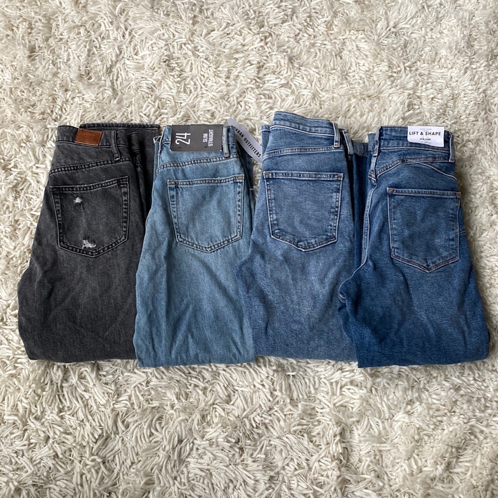 Lot of 4 Pairs of Women’s jeans size 24